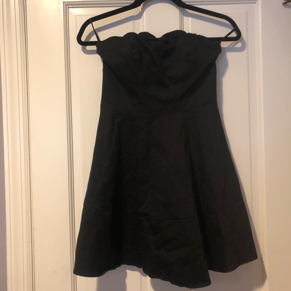 Little black dress - Picture 4 of 4